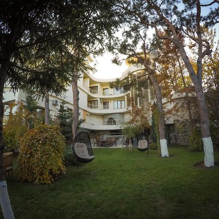 Hotel Beaumonde Garden Tbilisi ภายนอก รูปภาพ
