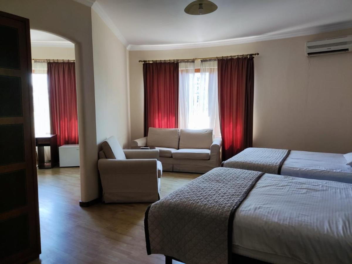 Hotel Beaumonde Garden Tbilisi ภายนอก รูปภาพ