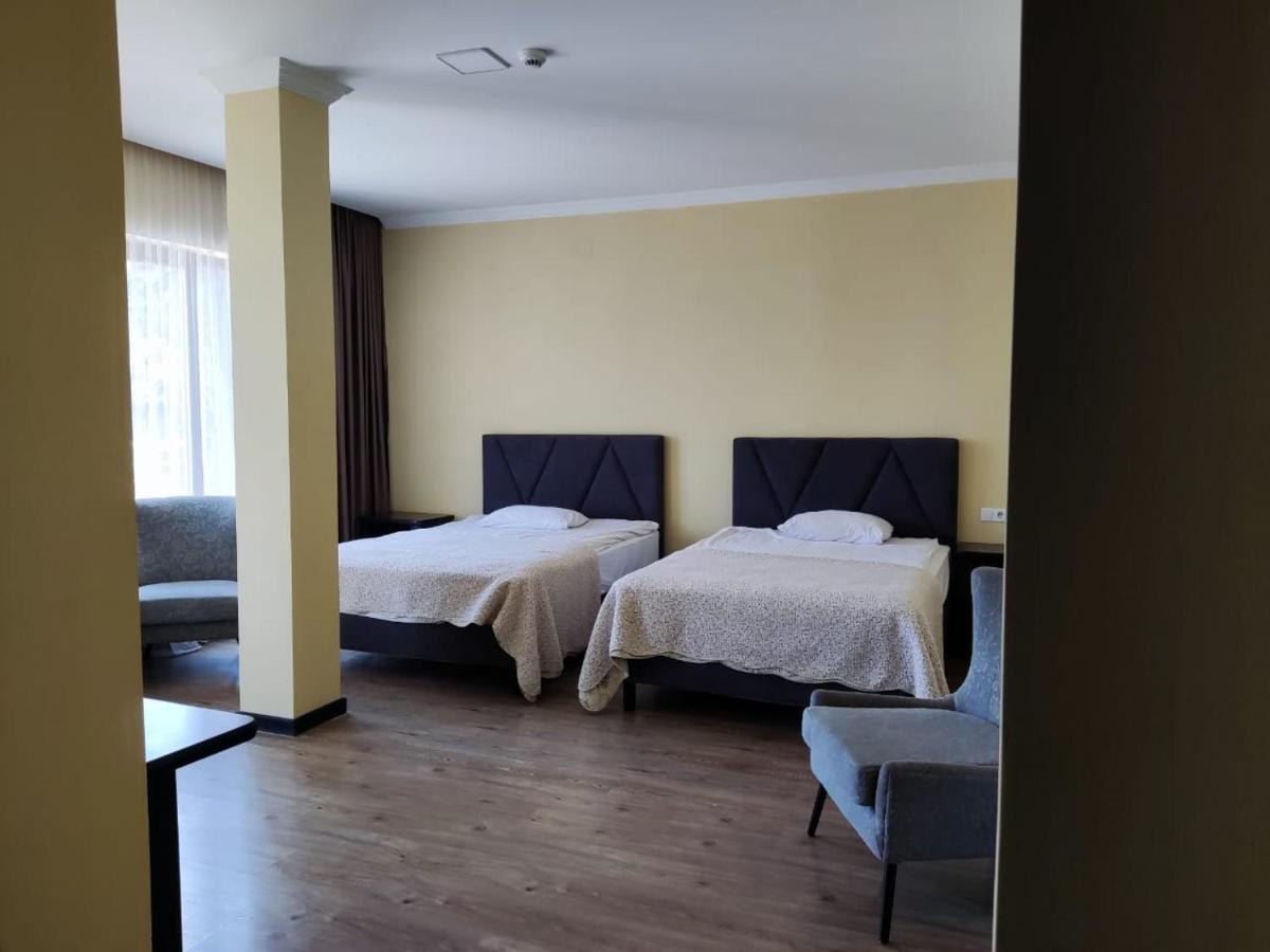 Hotel Beaumonde Garden Tbilisi ภายนอก รูปภาพ