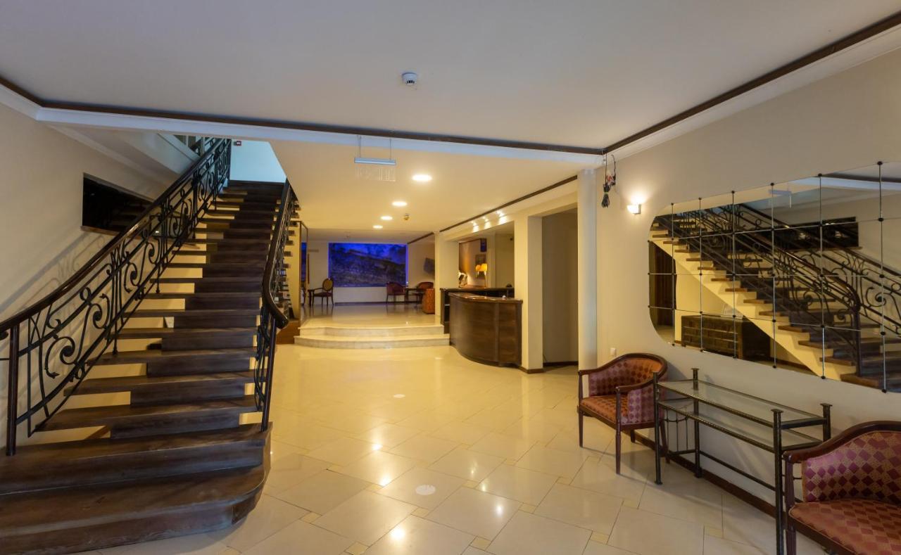 Hotel Beaumonde Garden Tbilisi ภายนอก รูปภาพ