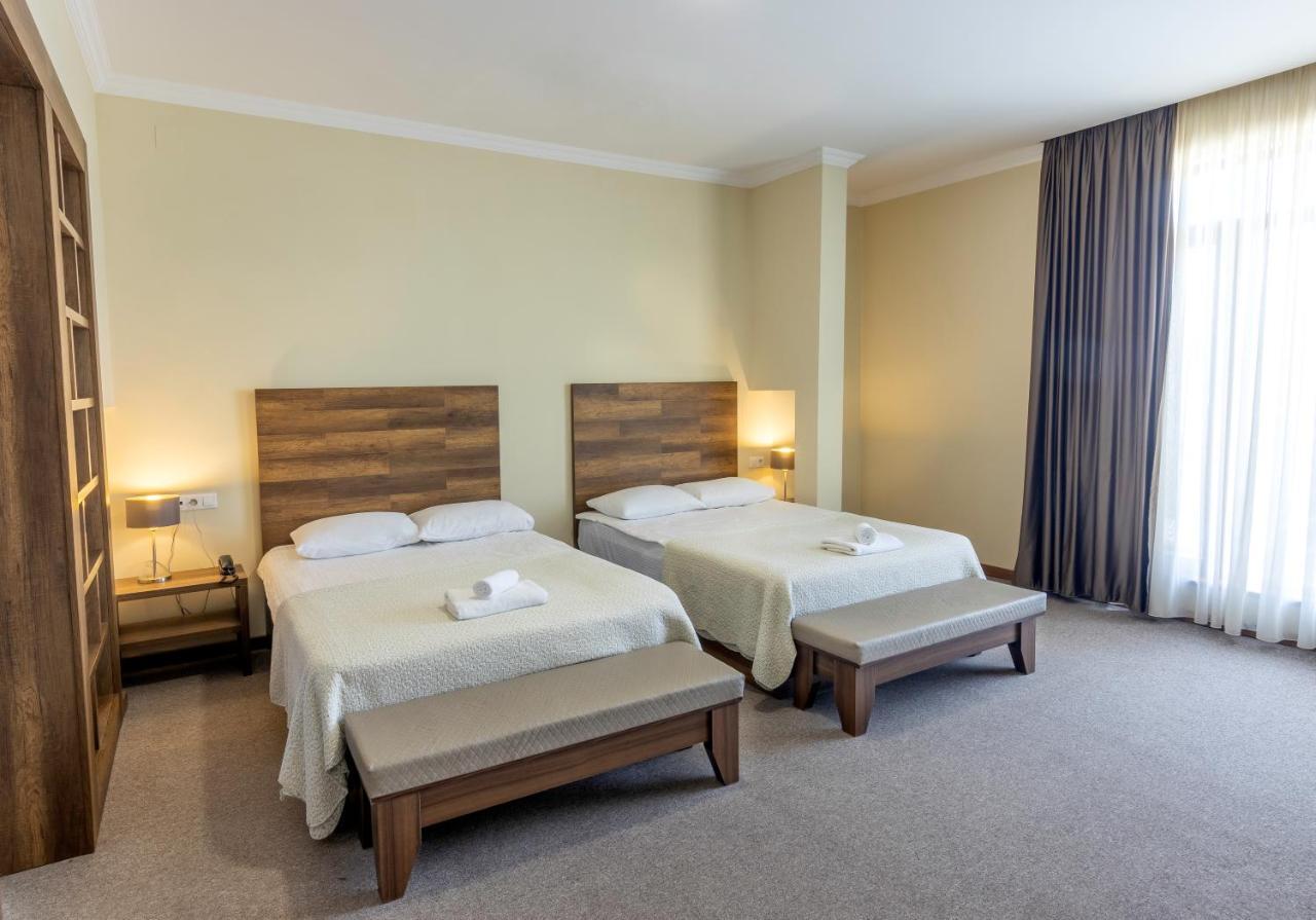 Hotel Beaumonde Garden Tbilisi ภายนอก รูปภาพ