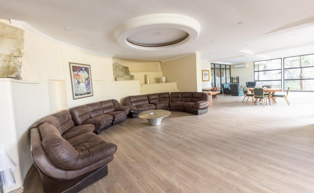 Hotel Beaumonde Garden Tbilisi ภายนอก รูปภาพ