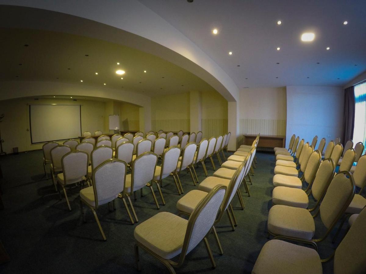 Hotel Beaumonde Garden Tbilisi ภายนอก รูปภาพ