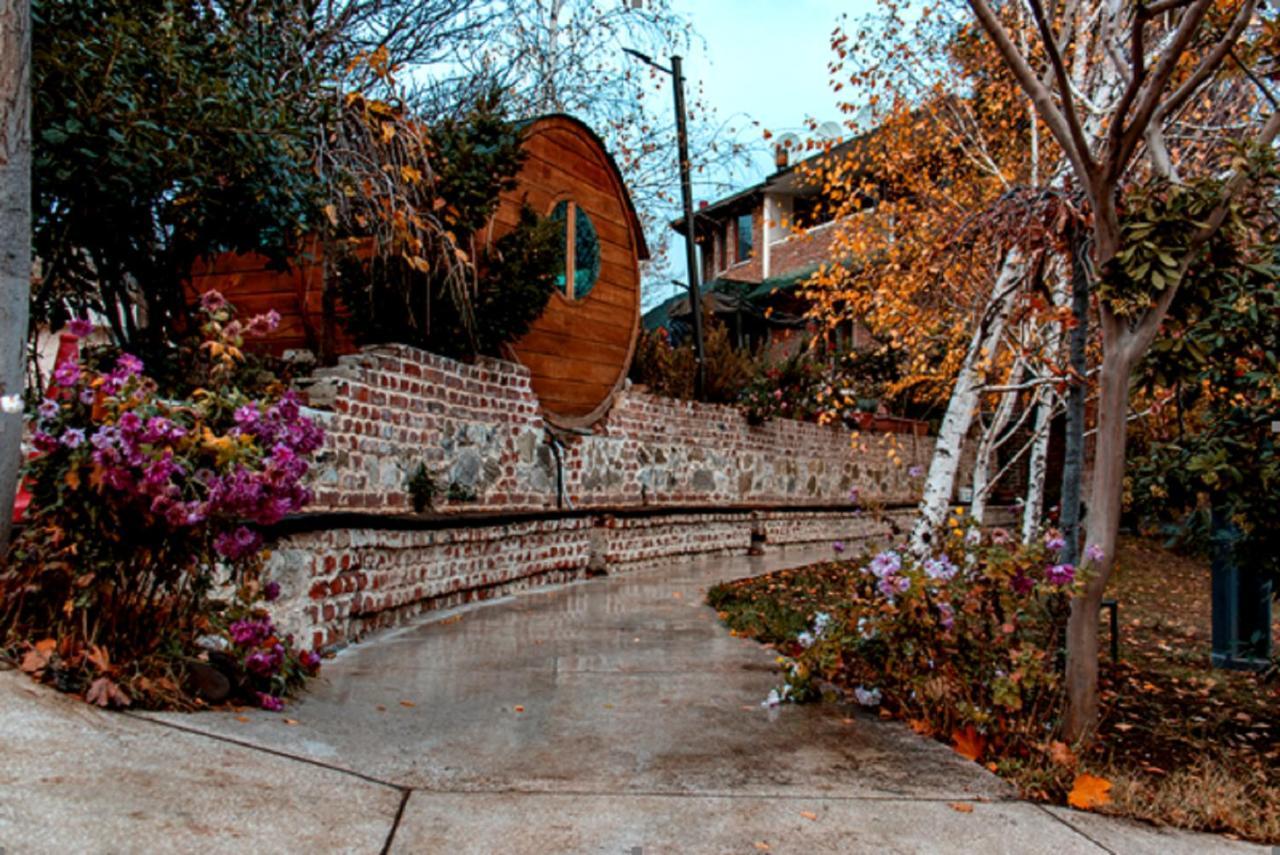 Hotel Beaumonde Garden Tbilisi ภายนอก รูปภาพ