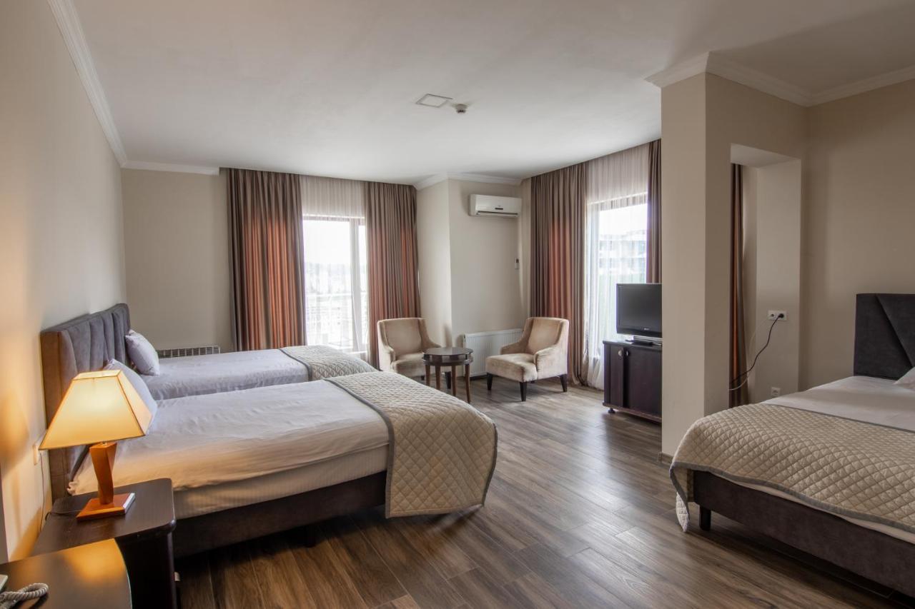 Hotel Beaumonde Garden Tbilisi ภายนอก รูปภาพ