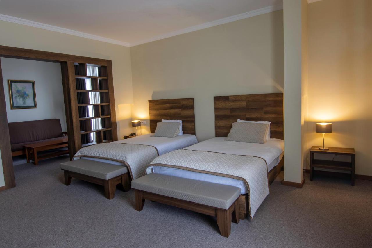 Hotel Beaumonde Garden Tbilisi ภายนอก รูปภาพ