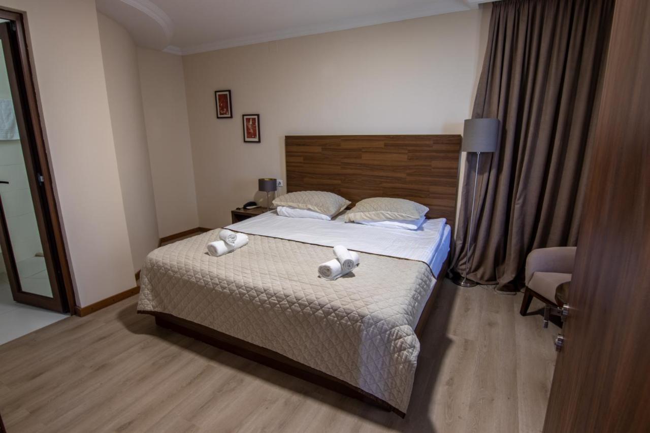 Hotel Beaumonde Garden Tbilisi ภายนอก รูปภาพ